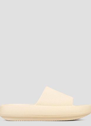 Шлёпанцы женские  бежевые резиновые китай  restime - размер 35 (22 см)  (модель: resttwl22033beige)4 фото