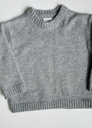 Светр сірого кольору на дитину zara