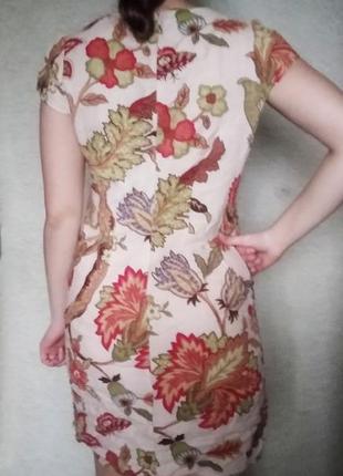 Летнее платье с цветочным принтом.4 фото
