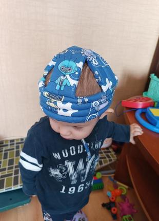 Шлем шапка від ударів для хлопчика2 фото