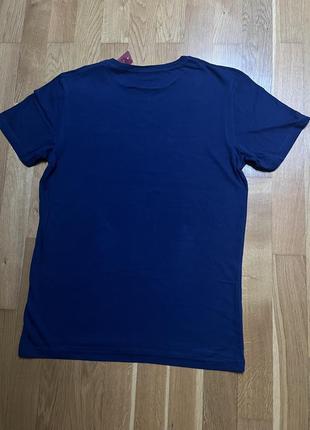 Чоловіча брендова темно-синя футболка bershka m розміру2 фото