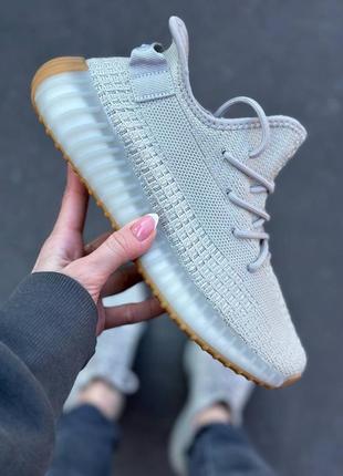 Текстильні кросівки в стилі бренду ізі yezzy bassa