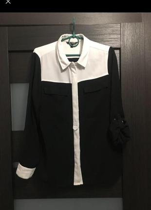 Стильная блуза блузка классика чёрно белая next розм.m,l рубашка с накладными карманами1 фото