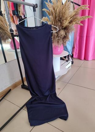 Сукня плаття по фігурі