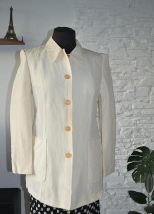 Брендовый! удлиненный женский пиджак-френч  ванильного цвета  приталенного кроя3 фото