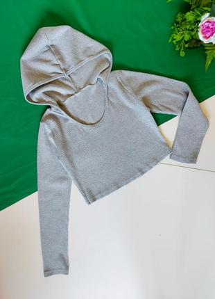 Укорочений лонгслів у рубчик з капюшоном