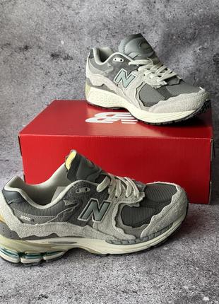 Кросівки new balance 2002r