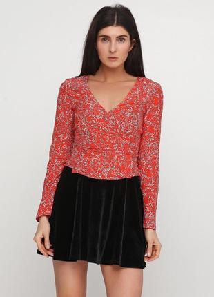 Красивая красная блуза на запах топ укороченная в винтажном стиле от h&m2 фото