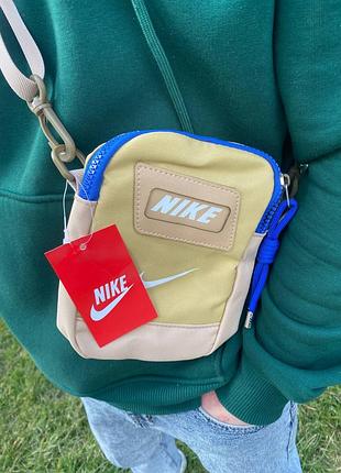 Месенджер nike