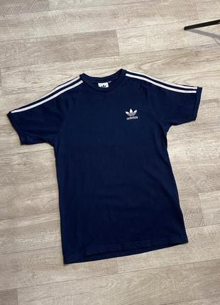 Футболка від adidas