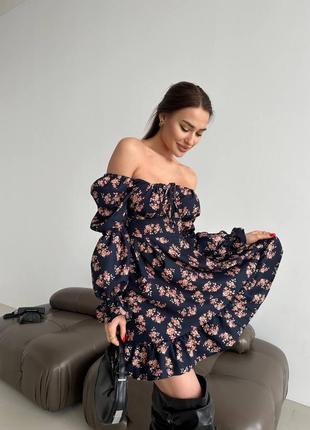 Платье мини с воланом со шнуровкой на спине и завязкой на груди8 фото