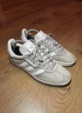 Кросівки adidas gazelle super essential2 фото