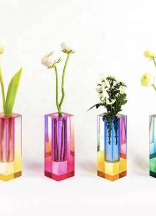 Акриловая ваза "радуга" для цветов