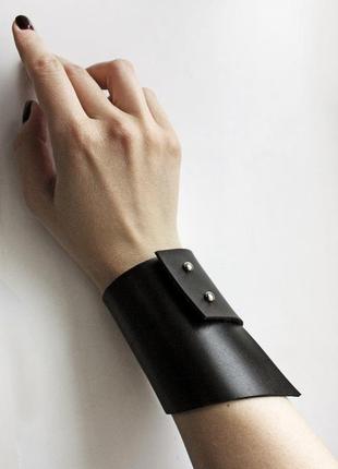 Широкий асиметричний унісекс браслет , шкіряний браслет мінімалізм gothic, boho, alt, witchcore