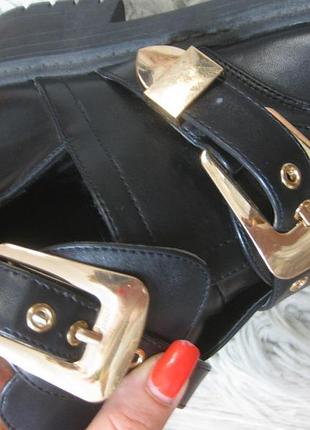 Продам черевики 6