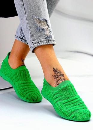 Яскраво-зелена мокасини кросівки травка махра1 фото