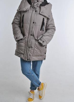 Зимняя куртка парка с красивым капюшоном и съемным поясом3 фото