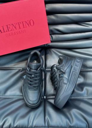 Кросівки valentino1 фото