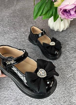 Стильні нарядні туфлі 3