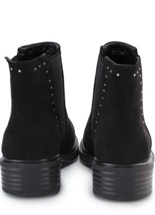 Стильные черные замшевые осенние деми ботинки низкие короткие челси5 фото