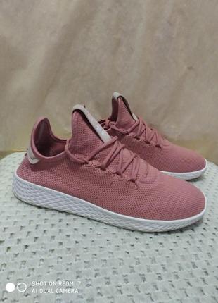 Кросівки 

adidas x pharrell williams tennis hu