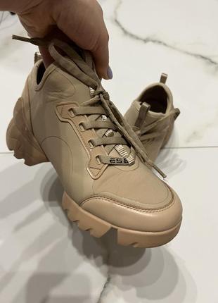 Шкіряні кросівки 36 р.