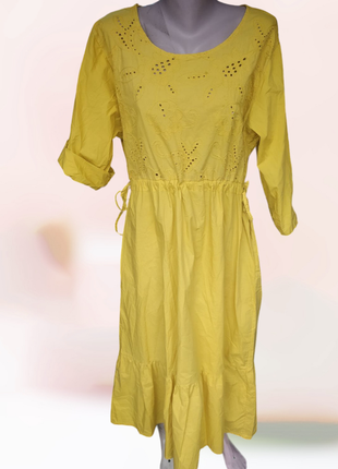 Італійська котонова гірчична сукня з шиттям2 фото