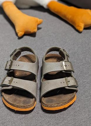 Birkenstock оригінальне дитячі босоніжки6 фото