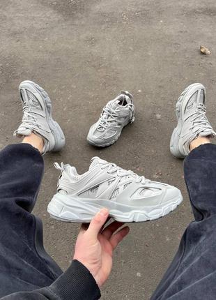 Кросівки 🔥