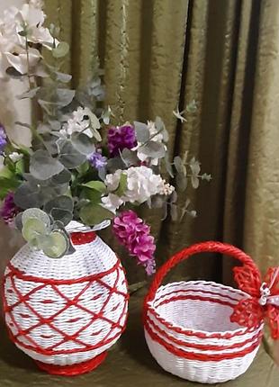 Ваза із  паперової лози