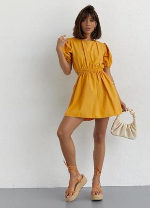 Короткое однотонное платье с вырезом на спине - желтый цвет, l (есть размеры)5 фото