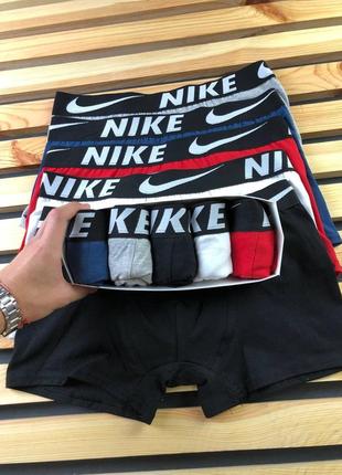 Мужские трусы
nike | мужские трусы
nike6 фото