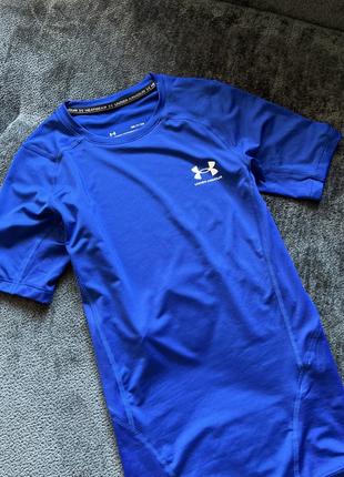 Синя спортивна футболка under armour