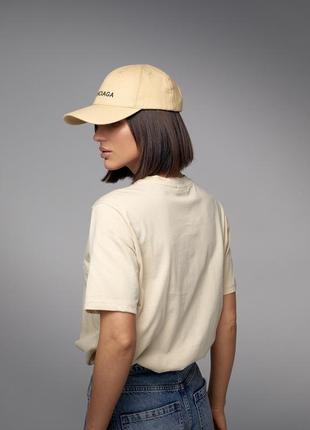 Бавовняна жіноча футболка з вишитим написом — бежевий колір, l (є розміри)2 фото