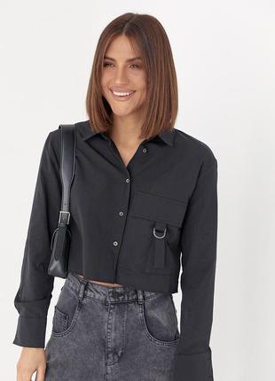Укорочена жіноча сорочка з накладною кишенею — чорний колір, s (є розміри)5 фото