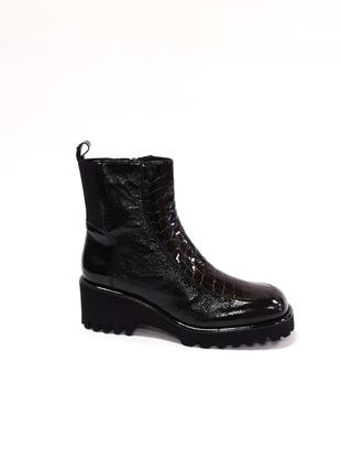 Ботінки ботильйони фірми kelton італія