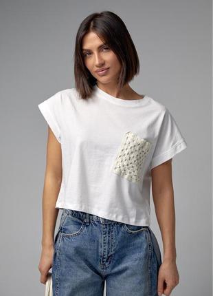 Укорочена футболка з ажурною кишенею — молочний колір, s (є розміри)