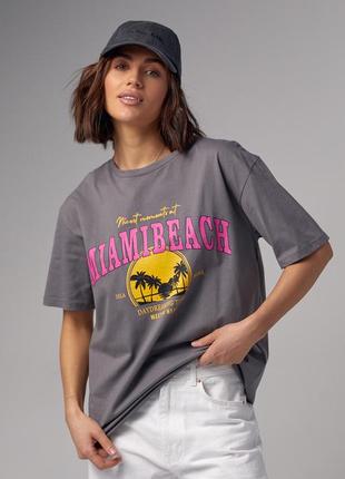Трикотажна футболка з принтом miami beach — сірий колір, m (є розміри)