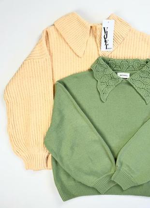 Зелений светр з великим коміром1 фото