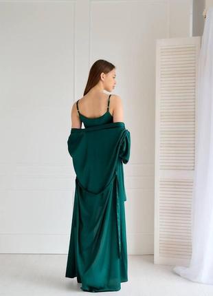Стильний жіночий комплект нічна сорочка та подовжений халат кольору смарагдовий із матеріалу італійський шовк4 фото