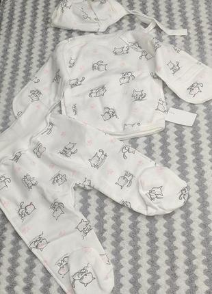 Костюмчик, повзунки, кофта, шапочка