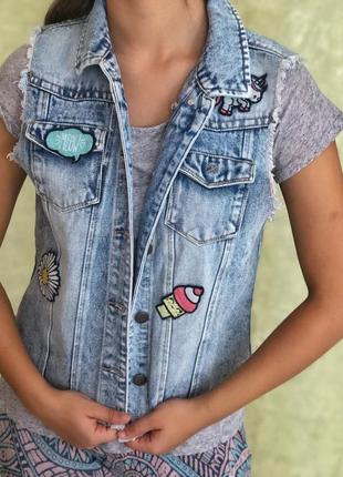 Джинсовка-желетка