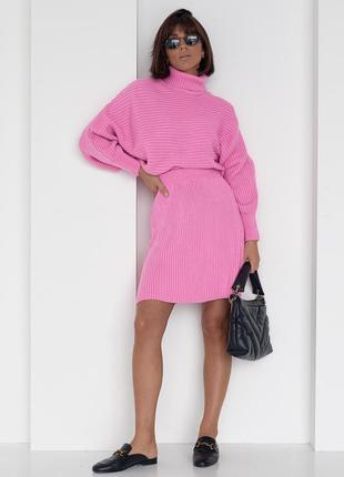 Вязаный костюм с юбкой и свитером летучая мышь - розовый цвет, l (есть размеры)