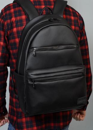 Вместительный черный мужской рюкзак в универ2 фото