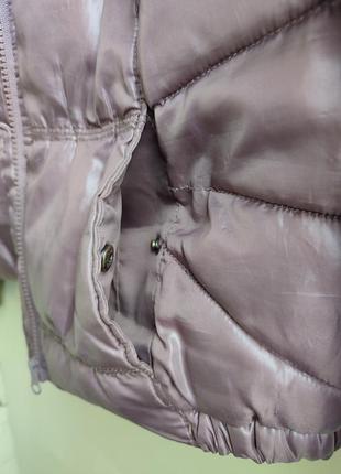 Куртка утеплена стьобана з капюшоном колір тауп від бренду outfit fashion nkd5 фото