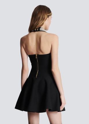 Платье чёрное бандажное с вырезом халтер4 фото