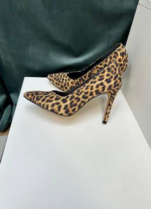 Жіночі туфлі із натуральної шкіри нова колекція 2024