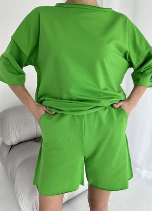 Зелений жіночий літній спортивний костюм шорти з розрізом футболка оверсайз вільного крою прогулянковий костюм двонитка5 фото