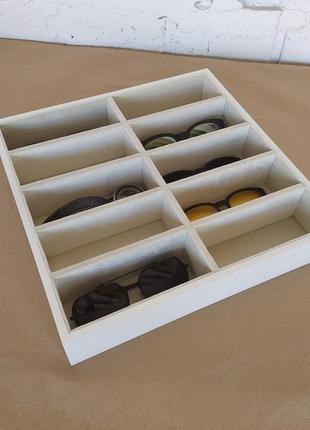 Витрина белая wooden organizer для очков7 фото