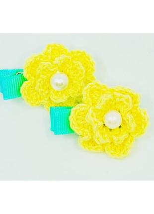 Заколка для собак handmade flowers vision вязаный цветок с жемчугом внутри, желтый1 фото